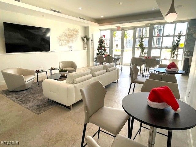 3000 Oasis Grand BLVD 1206, Fort Myers, FL 33916