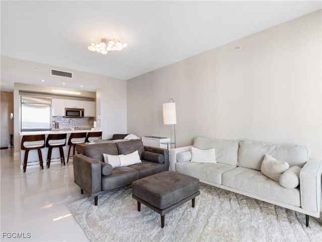 3000 Oasis Grand BLVD 1206, Fort Myers, FL 33916