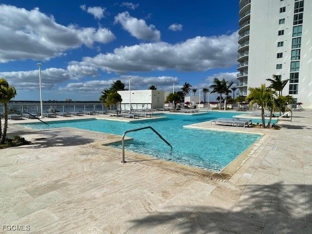 3000 Oasis Grand BLVD 1206, Fort Myers, FL 33916