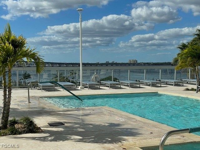 3000 Oasis Grand BLVD 1206, Fort Myers, FL 33916