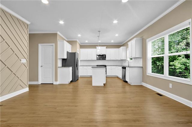 3929 Camden Court, Gainesville, GA 30506