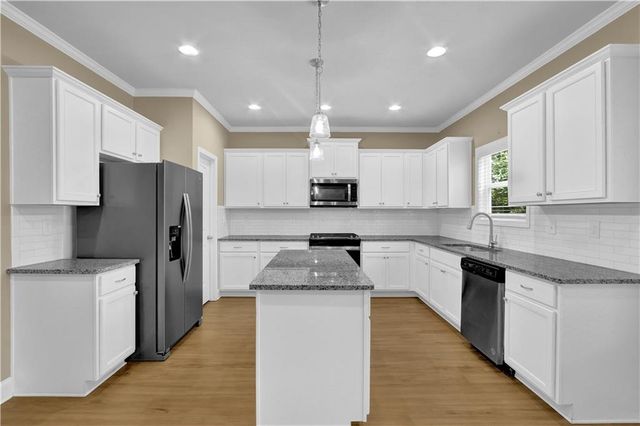 3929 Camden Court, Gainesville, GA 30506