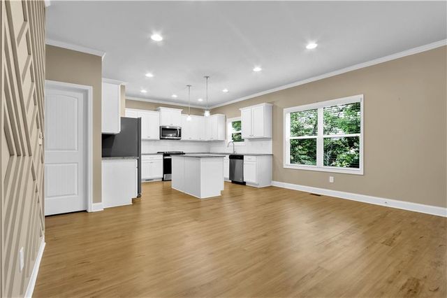 3929 Camden Court, Gainesville, GA 30506