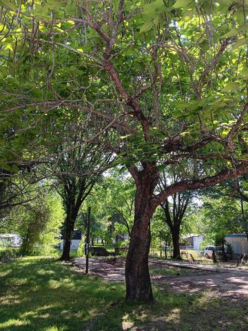 210 Spring Valley Street, Gun Barrel City, TX 75156