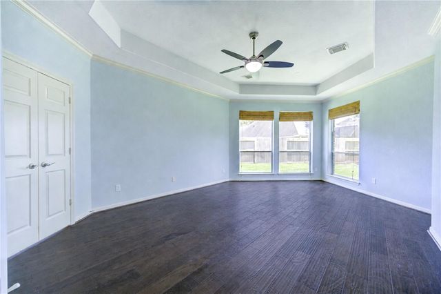 13211 Dusty Grove Lane, Sugar Land, TX 77498