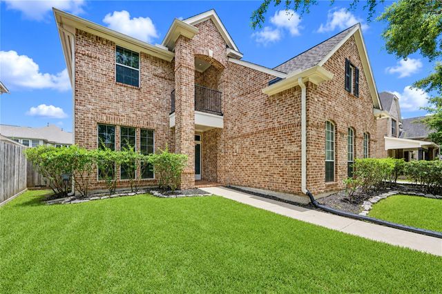 13211 Dusty Grove Lane, Sugar Land, TX 77498