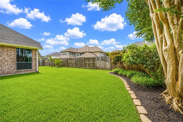 13211 Dusty Grove Lane, Sugar Land, TX 77498