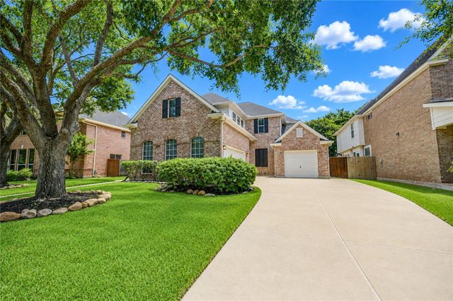 13211 Dusty Grove Lane, Sugar Land, TX 77498