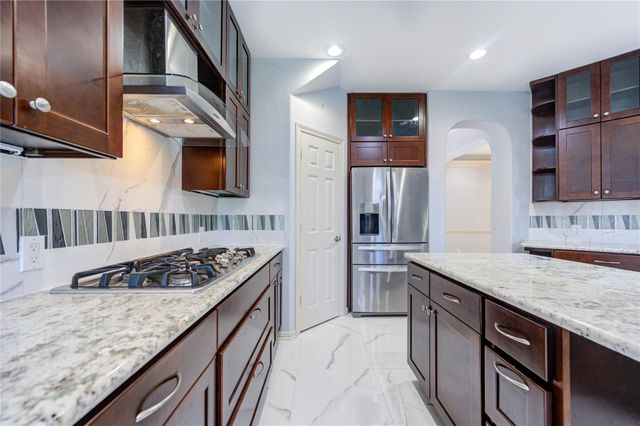 13211 Dusty Grove Lane, Sugar Land, TX 77498