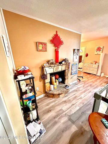 212 N 19th Avenue, Hattiesburg, MS 39401