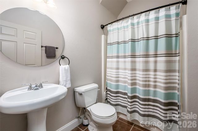 36 Snowshoe Drive, Asheville, NC 28803
