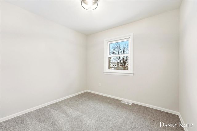 4322 Fuller Avenue SE, Grand Rapids, MI 49508