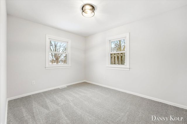 4322 Fuller Avenue SE, Grand Rapids, MI 49508