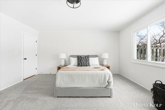 4322 Fuller Avenue SE, Grand Rapids, MI 49508