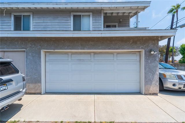 1701 Lake Street, Huntington Beach, CA 92648