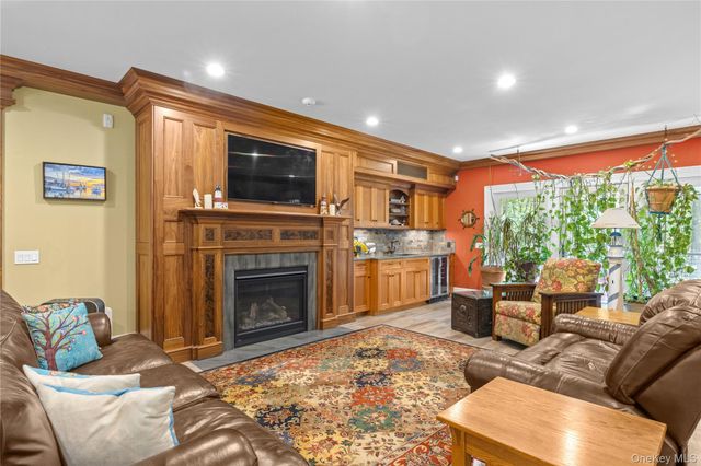 490 Wading River Road, Manorville, NY 11949