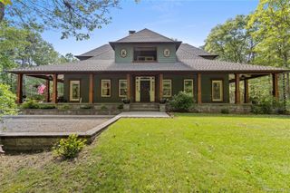 490 Wading River Road, Manorville, NY 11949