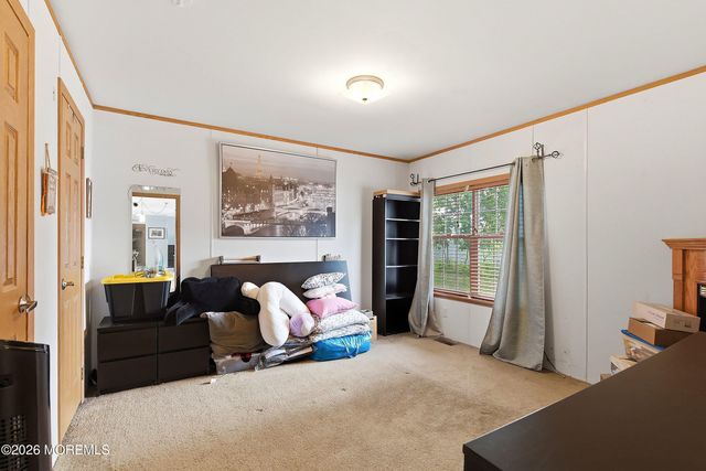 60 Mobile Lane, Toms River, NJ 08755