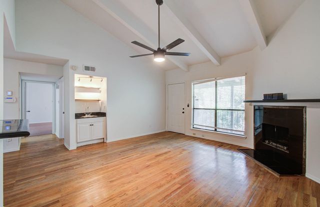 5711 Sugar Hill Drive 108, Houston, TX 77057