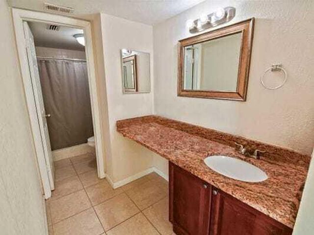 2168 White Pine Circle D, Greenacres, FL 33415