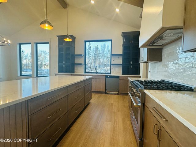 10407 E Arkose Peak Drive, Palmer, AK 99645