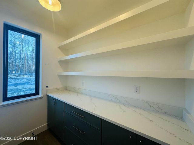 10407 E Arkose Peak Drive, Palmer, AK 99645