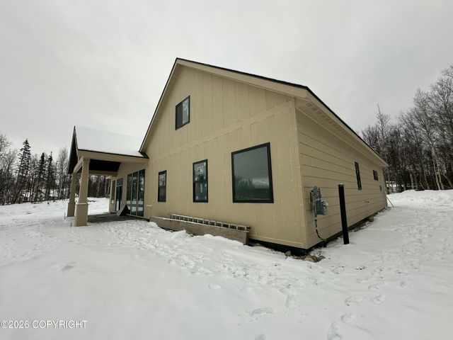 10407 E Arkose Peak Drive, Palmer, AK 99645