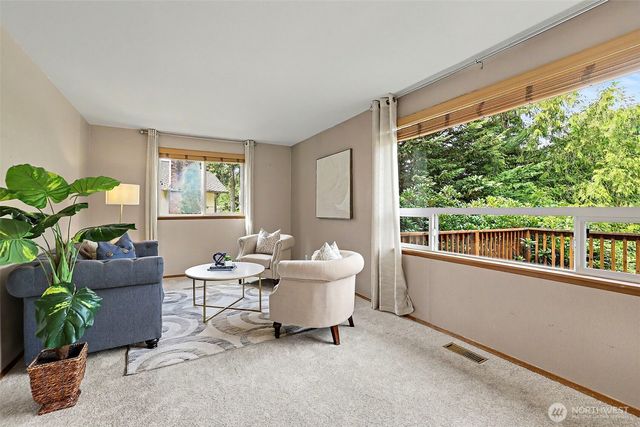 13459 SE 250th Court, Kent, WA 98042