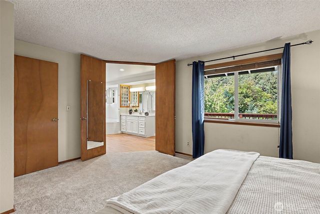 13459 SE 250th Court, Kent, WA 98042