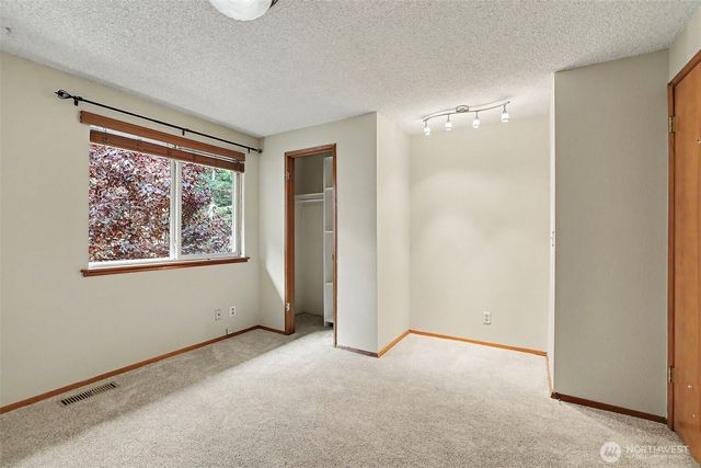13459 SE 250th Court, Kent, WA 98042