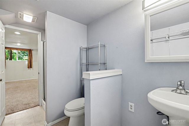 13459 SE 250th Court, Kent, WA 98042