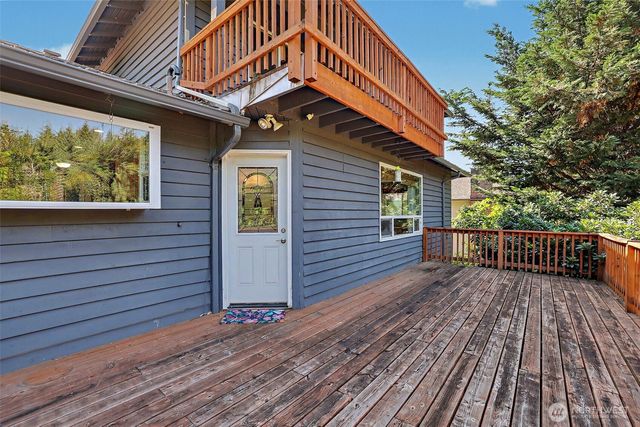 13459 SE 250th Court, Kent, WA 98042