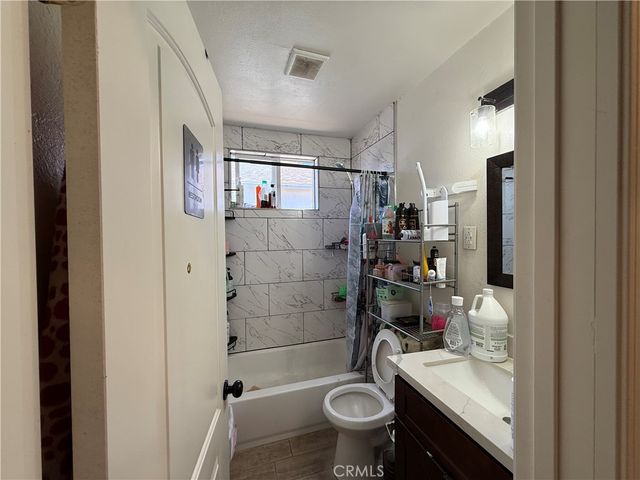7720 Alder Avenue, Fontana, CA 92336