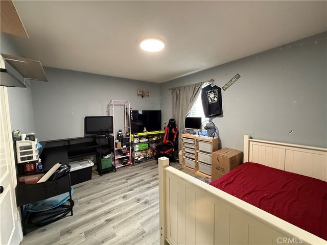 7720 Alder Avenue, Fontana, CA 92336