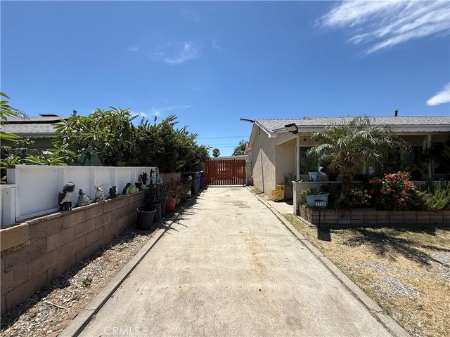 7720 Alder Avenue, Fontana, CA 92336