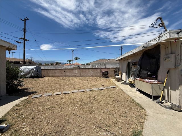 7720 Alder Avenue, Fontana, CA 92336