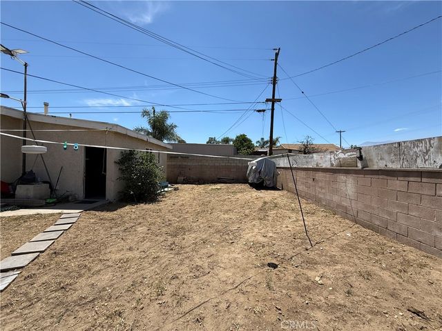 7720 Alder Avenue, Fontana, CA 92336