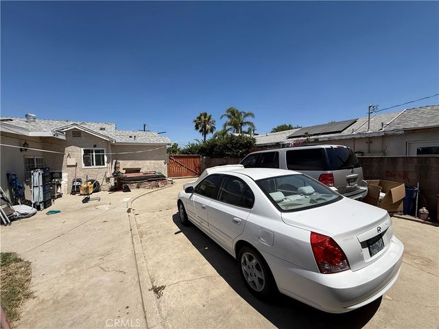 7720 Alder Avenue, Fontana, CA 92336