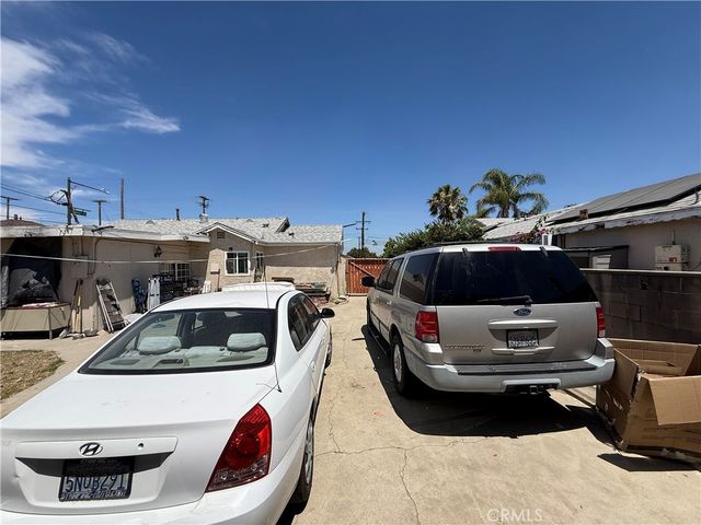 7720 Alder Avenue, Fontana, CA 92336