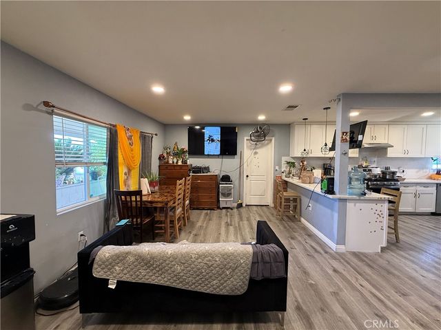 7720 Alder Avenue, Fontana, CA 92336