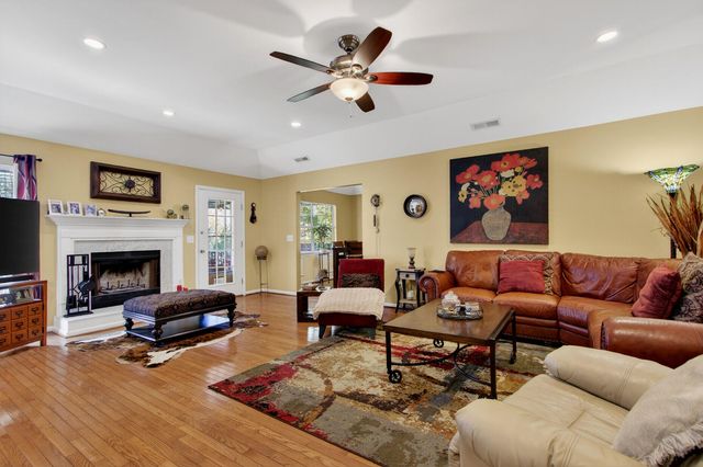 611 Fisherman'S Bend, Mount Pleasant, SC 29464