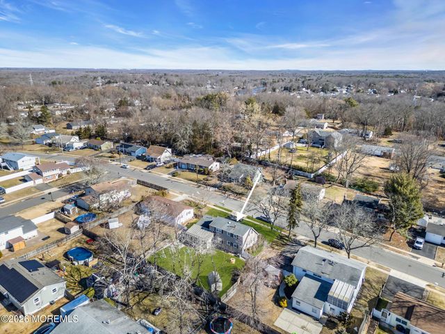 73 E Connecticut Concourse, Jackson, NJ 08527