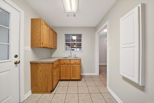 50 Morgan Drive, Austin, AR 72007