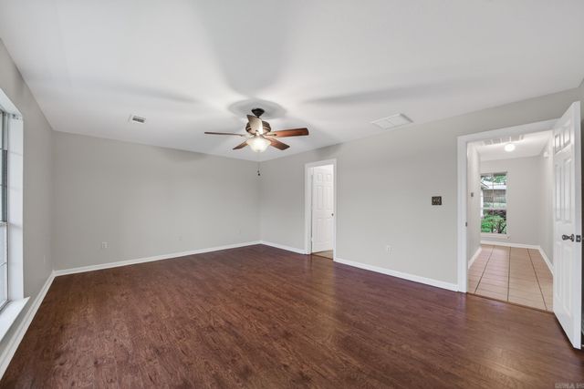 50 Morgan Drive, Austin, AR 72007