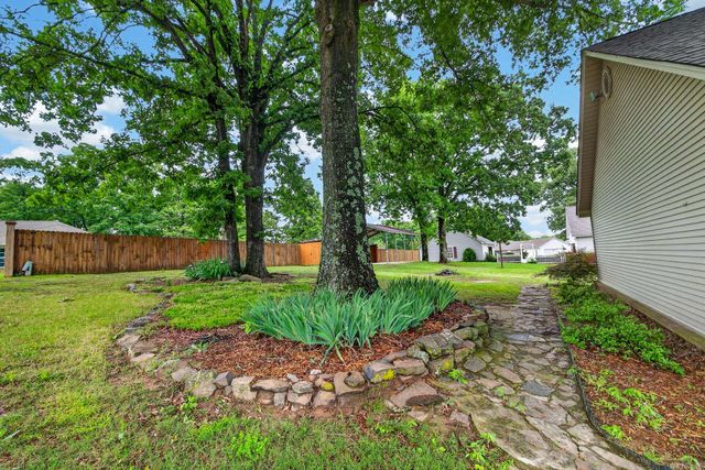 50 Morgan Drive, Austin, AR 72007