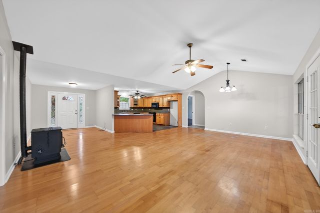 50 Morgan Drive, Austin, AR 72007