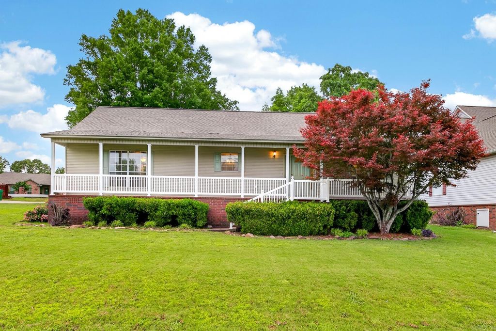 50 Morgan Drive, Austin, AR 72007