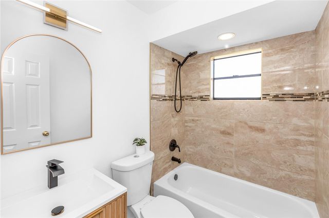 3251 LACKLAND DRIVE, Deltona, FL 32738