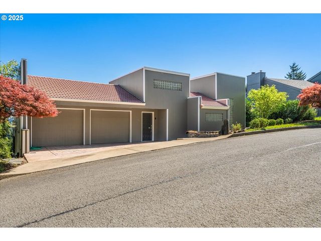 19768 WILDWOOD Dr, West Linn, OR 97068