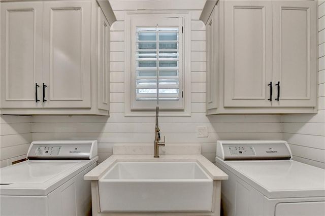 4575 Whitestone Way, Suwanee, GA 30024